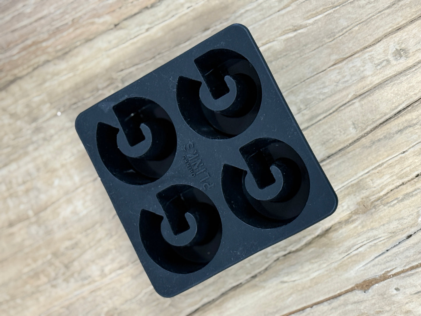 ‘G’ For Gin Ice Mould