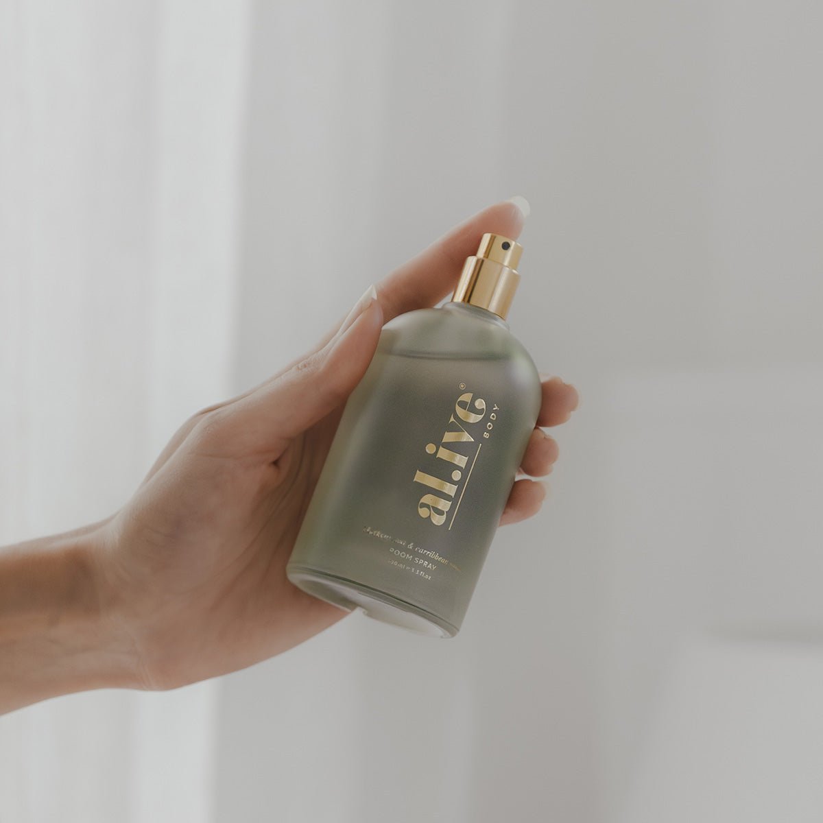 al.ive Blackcurrant & Caribbean Wood Room Spray