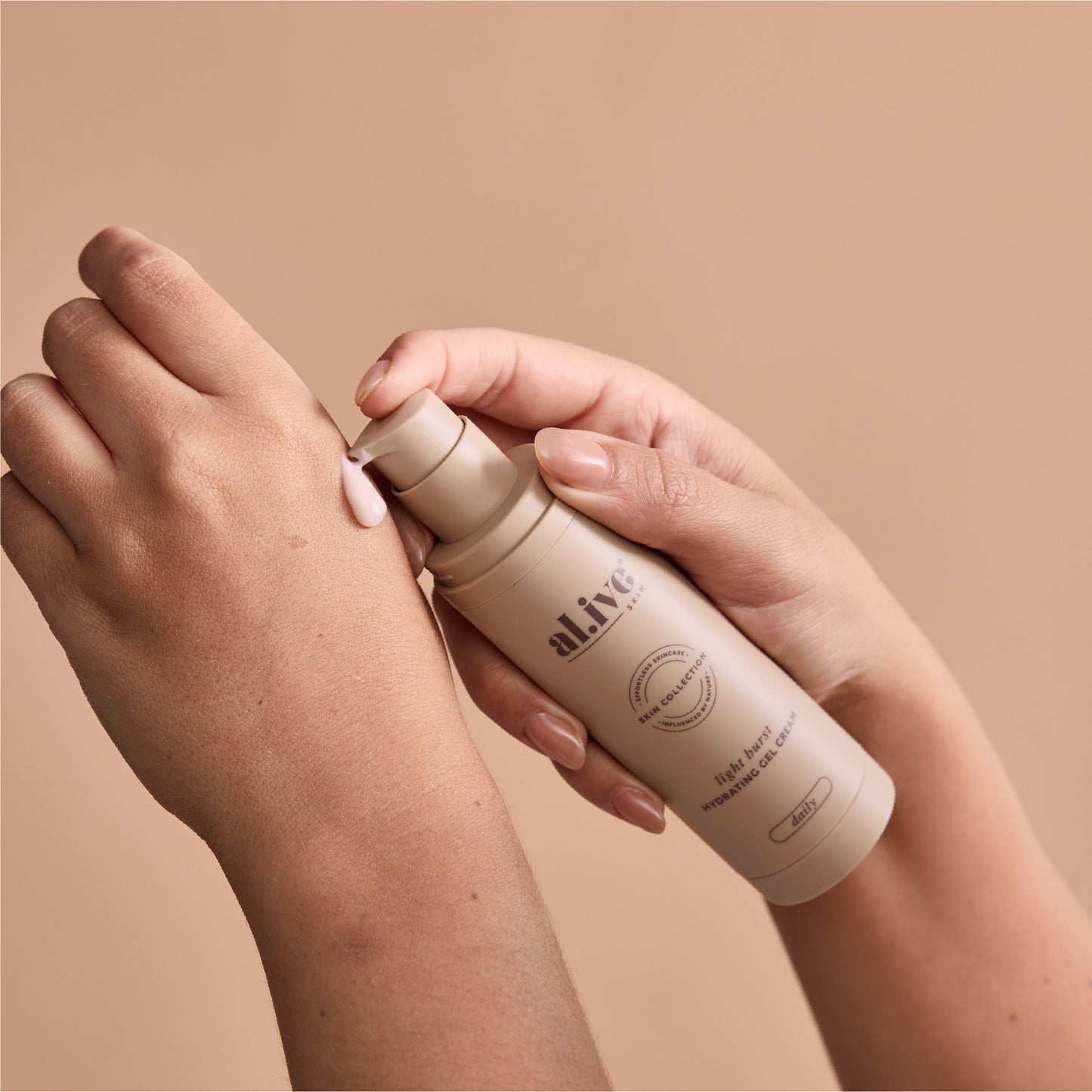 al.ive skin light burst hydrating gel cream