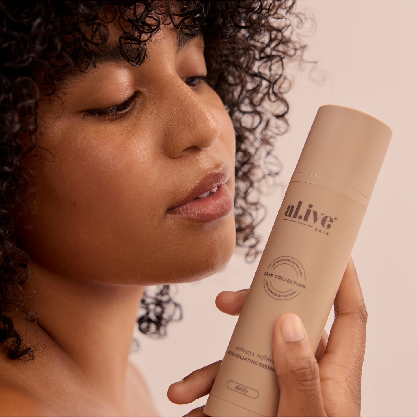 al.ive skin exfoliating essence