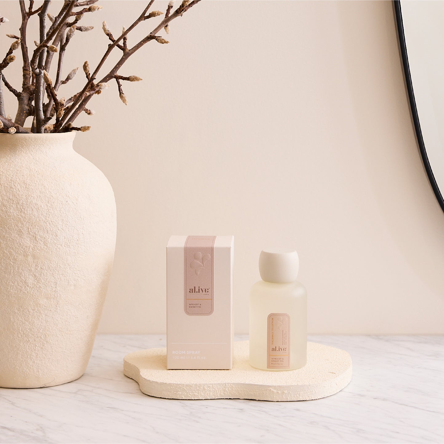al.ive room spray - apricot & sweet fig