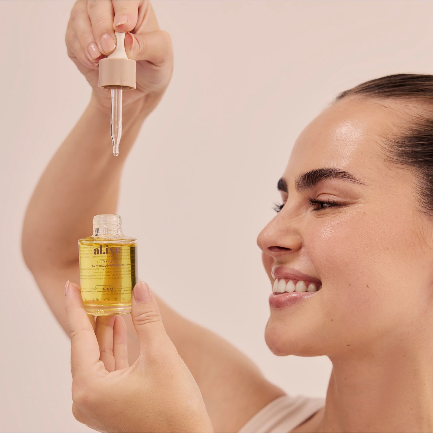 al.ive skin endless glow luminous face oil